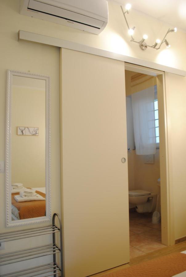 Dreaming Piazza Erbe Rooms Verona Exterior foto