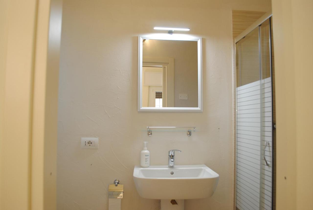 Dreaming Piazza Erbe Rooms Verona Exterior foto